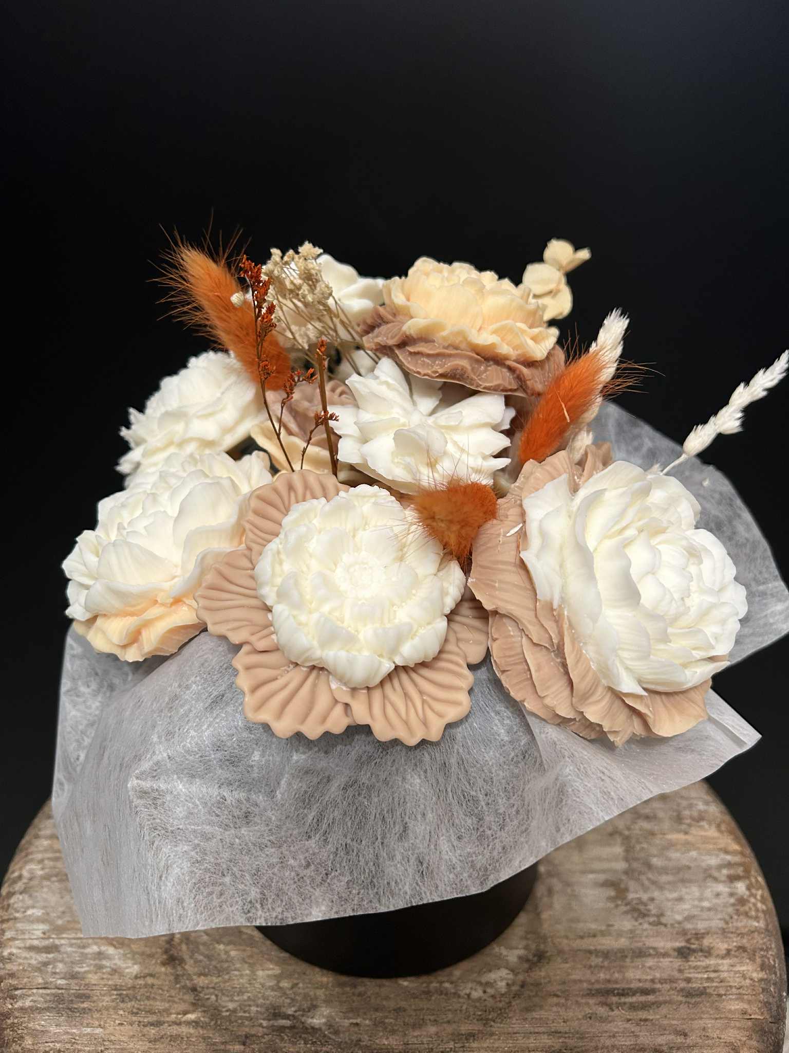 Fondant parfumé Bouquet floral blanc et crème — cire végétale artisanale